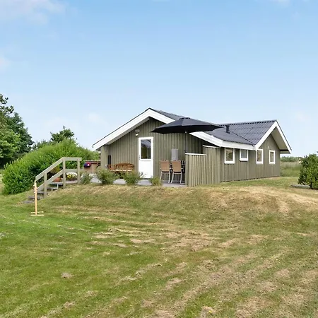 Arlette - 1-8km From The Sea By Interhome *