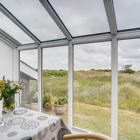 펜션 Arlette - 1-8km From The Sea By Interhome Blåvand