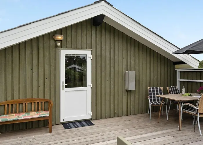 Arlette - 1-8km From The Sea By Interhome