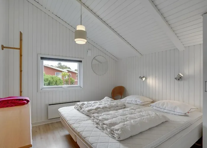 Arlette - 1-8km From The Sea By Interhome *